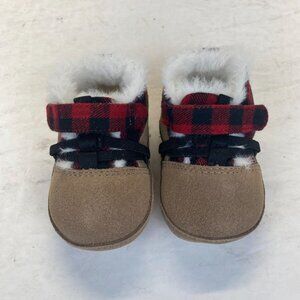 Robeez First Kicks Blake Buffalo Plaid Red Faux Fur Baby Boys Shoes 6-9 M,NEW